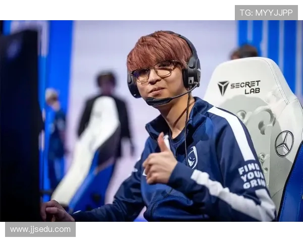 RulerADC崛起成为电竞新星 揭秘其成功背后的实力与心态