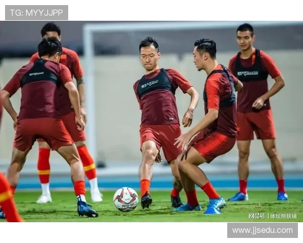 布雷与利默里克的较量揭示了爱超联赛的竞争新态势与球队发展潜力